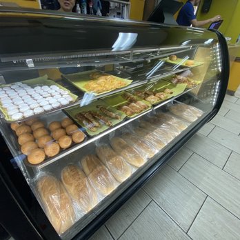 El Portal Cafe - Bakery Counter - Bakeries Near Me - Carrollton, Texas El Portal Cafe - Bakery Counter - Bakeries Near Me - Carrollton, Texas