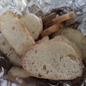 Gianni's Ristorante Italiano - Bread - Pizza Near Me - Everett, Washington