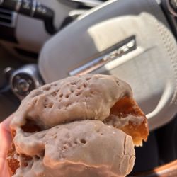 Holly Donut Shop - Maple buttermilk donut