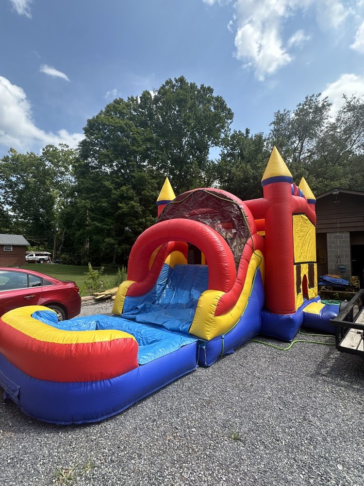 Best Bounce Inflatables, Marietta Roadtrippers