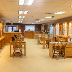 Roberts Eyecare Associates