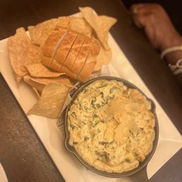 Spinach Spinach & Artichoke Dip Spinach Spinach & Artichoke Dip