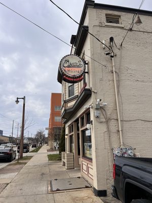 Oscar's Pub & Grill by null