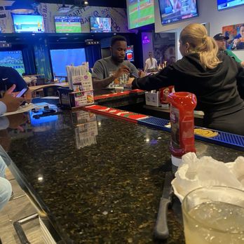 Loft18 - Bar, staff, TVs sports, game booths - Sports Bars Near Me - Baton Rouge, Louisiana