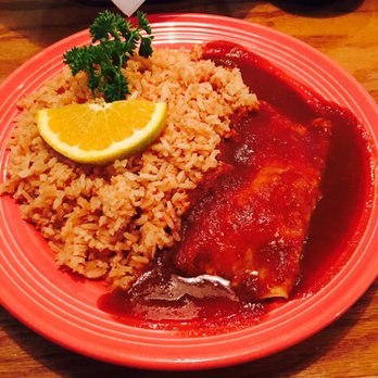 El Jardín - Lunch special $7.99 for a chicken enchilada (no cheese) and a side of rice (no beans) - Mexican Near Me - Elk Grove, California El Jardín - Lunch special $7.99 for a chicken enchilada (no cheese) and a side of rice (no beans) - Mexican Near Me - Elk Grove, California