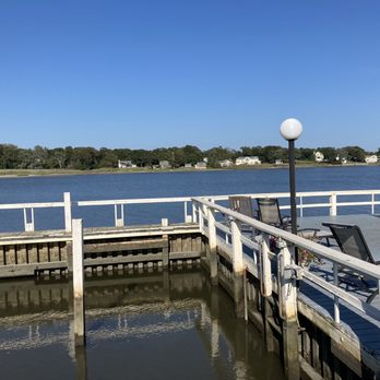 Bayview Resort - Hotels Near Me - Hampton Bays, New York