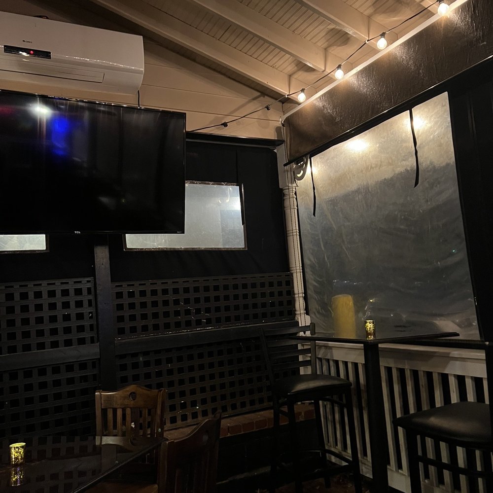 Habibi Lebanon - Patio - Mediterranean Near Me - Davidson, North Carolina