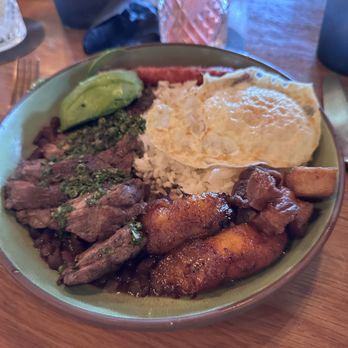 Chica Miami - Paisa Breakfast Bowl - Latin American Near Me - Miami, Florida Chica Miami - Paisa Breakfast Bowl - Latin American Near Me - Miami, Florida
