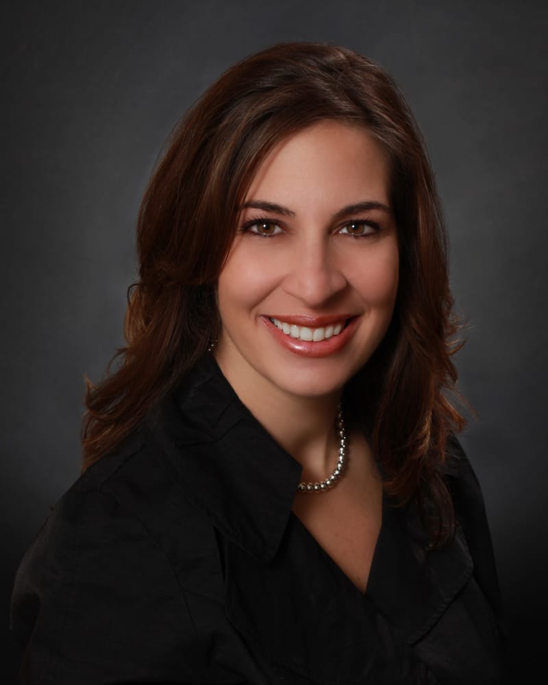 ELIZABETH RILEY - LUXE PROPERTY GROUP - Updated June 2026 - 16 Reviews ...