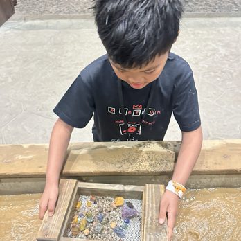 Great Wolf Lodge - Manteca - Mining - Resorts Near Me - Manteca, California Great Wolf Lodge - Manteca - Mining - Resorts Near Me - Manteca, California