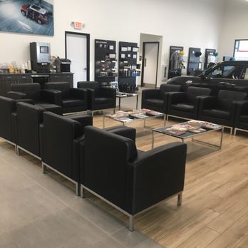 Mini of Edison - There sitting area - Car Dealers Near Me - Edison, New Jersey Mini of Edison - There sitting area - Car Dealers Near Me - Edison, New Jersey