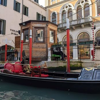 Gondel in Venedig - @endoedibles on Instagram 03/05/24 - Hotels & Travel Near Me - Venezia, VE