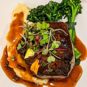 Balboa Bay Resort - Steak dinner - Resorts Near Me - Newport Beach, California