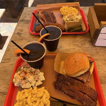 Terry Black's Barbecue - Food and drinks - Barbeque Near Me - Fort Worth, Texas