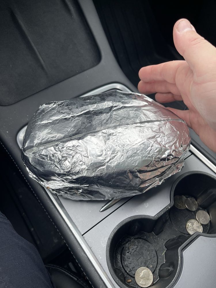 Tortas Y Tacos El Chavocho Logo