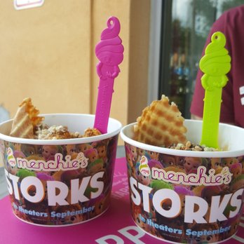 Menchies Frozen Yogurt - His and hers! - Ice Cream & Frozen Yogurt Near Me - Orlando, Florida Menchies Frozen Yogurt - His and hers! - Ice Cream & Frozen Yogurt Near Me - Orlando, Florida