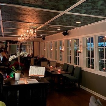 BALEENkitchen - Inside - Seafood Near Me - Redondo Beach, California BALEENkitchen - Inside - Seafood Near Me - Redondo Beach, California