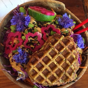 Aa Roots Maui - Soba Bowl with Falafel added - Vegan Near Me - Lahaina, Hawaii