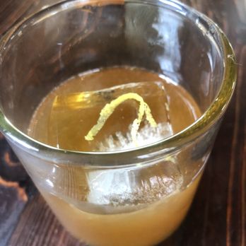 Bar at Husk - Dragoon Punch - Cocktail Bars Near Me - Charleston, South Carolina