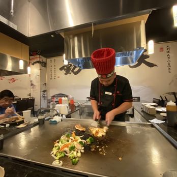 Sakura - Chen. This guy is the man. Food was good, very skilled and hilarious. The star of the restaurant. - Sushi Bars Near Me - Kapolei, Hawaii Sakura - Chen. This guy is the man. Food was good, very skilled and hilarious. The star of the restaurant. - Sushi Bars Near Me - Kapolei, Hawaii