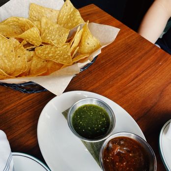 Cruz Blanca Brewery - Chips Salsa - Mexican Near Me - Chicago, Illinois Cruz Blanca Brewery - Chips Salsa - Mexican Near Me - Chicago, Illinois