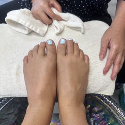 Gel pedicure