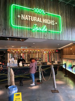 The Reef Cannabis Dispensary by null