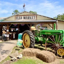 Chiefland Farmers Flea Market