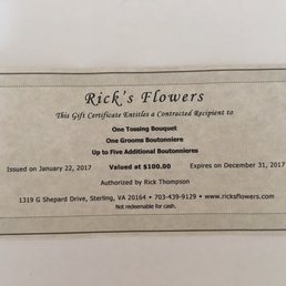 "Gift Certificate" that's really a coupon.