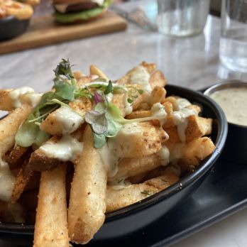 LOV Centropolis - Truffles fries Very good - Vegan Near Me - Laval, Quebec LOV Centropolis - Truffles fries Very good - Vegan Near Me - Laval, Quebec