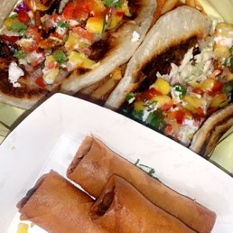 Tandoori Chicken Tacos
