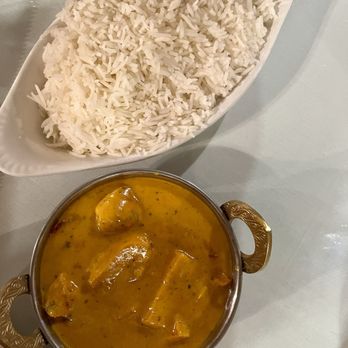 Himalayan Restaurant - Chicken tikka masala - Indian Near Me - Big Bear Lake, California