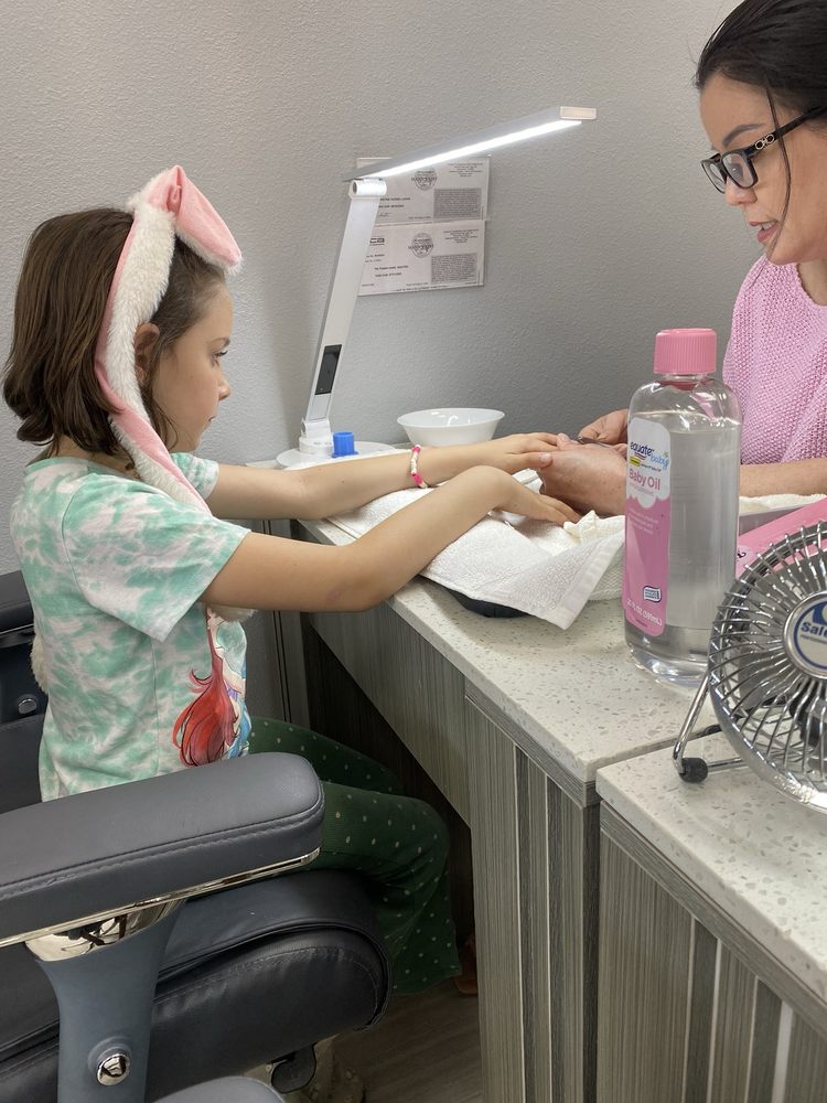 SEASON NAILS & SPA Updated September 2024 97 Photos & 122 Reviews