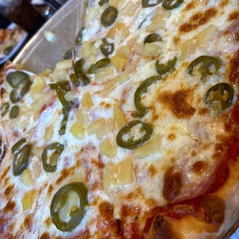 Marechiaro's Italian Restaurant - Hawaiian with jalapeño pizza - Italian Near Me - El Cajon, California