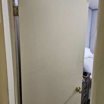 Valik HandyPro Services - This is a before photo - Handyman Near Me - North Hollywood, California Valik HandyPro Services - This is a before photo - Handyman Near Me - North Hollywood, California