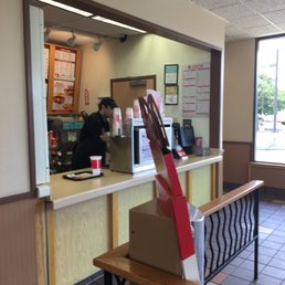 the inside of a fast food restaurant