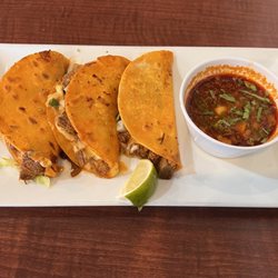 El Toro Coatzingo - Quesa Birria Tacos