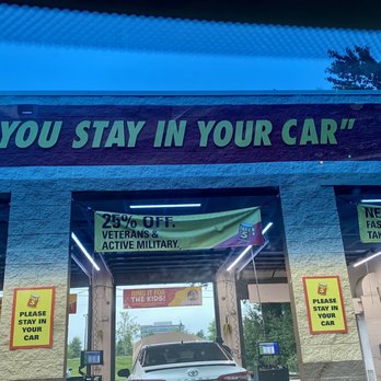 Take 5 Oil Change - Entry.  I'm next - Oil Change Stations Near Me - Tucker, Georgia