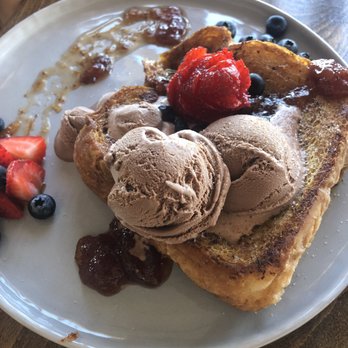 Cielito Lindo - Super indulgent french toast - Mexican Near Me - Puerto Peñasco, SON