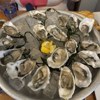 The Shuckery - 18 willapa oysters - Seafood Near Me - Petaluma, California The Shuckery - 18 willapa oysters - Seafood Near Me - Petaluma, California
