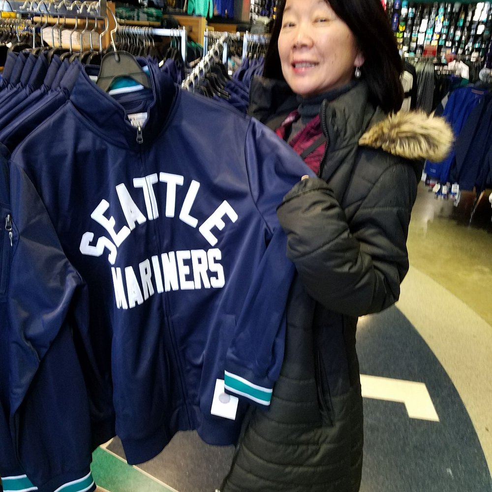T-Mobile Park - Stadiums & Arenas Near Me - Seattle, Washington T-Mobile Park - Stadiums & Arenas Near Me - Seattle, Washington