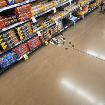 Kroger Marketplace - Free samples? Or evidence of a poorly maintained store with a shady clietele? - Grocery Near Me - Newport, Kentucky Kroger Marketplace - Free samples? Or evidence of a poorly maintained store with a shady clietele? - Grocery Near Me - Newport, Kentucky