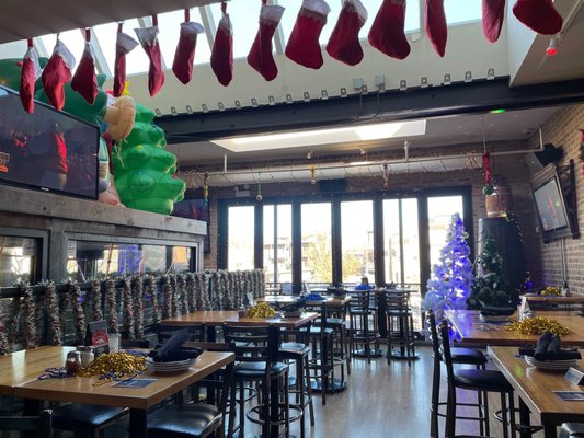 Fatpour Wicker Park: Ultimate Chicago Sports Bar by null
