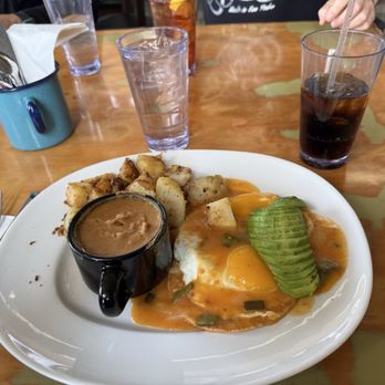 Cups Cafe - Huevos rancheros with avocado - Breakfast & Brunch Near Me - Palm Desert, California Cups Cafe - Huevos rancheros with avocado - Breakfast & Brunch Near Me - Palm Desert, California