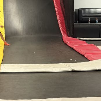 Sky Zone Trampoline Park - Trampoline Parks Near Me - Baton Rouge, Louisiana Sky Zone Trampoline Park - Trampoline Parks Near Me - Baton Rouge, Louisiana