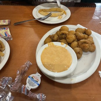 Louis Original - Fried mushrooms - Pizza Near Me - Knoxville, Tennessee Louis Original - Fried mushrooms - Pizza Near Me - Knoxville, Tennessee