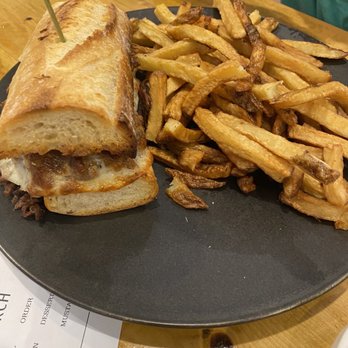 The Lost Anchor - French dip - Seafood Near Me - Cavendish, Prince Edward Island