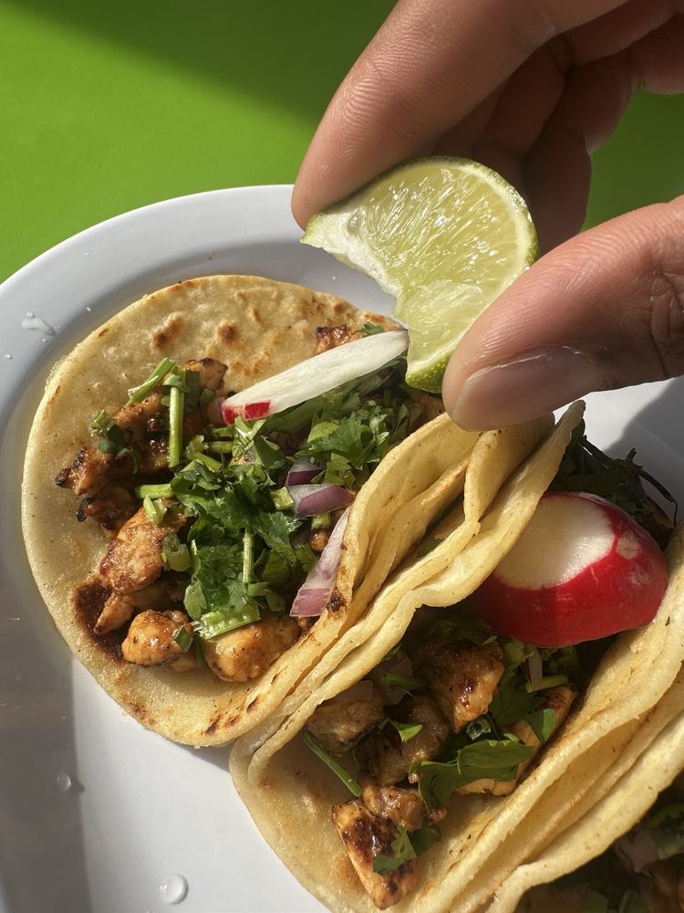 Los Pinos Mexican Grill — Mexican restaurant in Chelsea