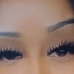 Eyebrow threading