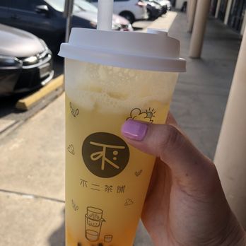 Fuji Tea - Lemon Passion Fruit Happy Yoyo - Bubble Tea Near Me - Houston, Texas